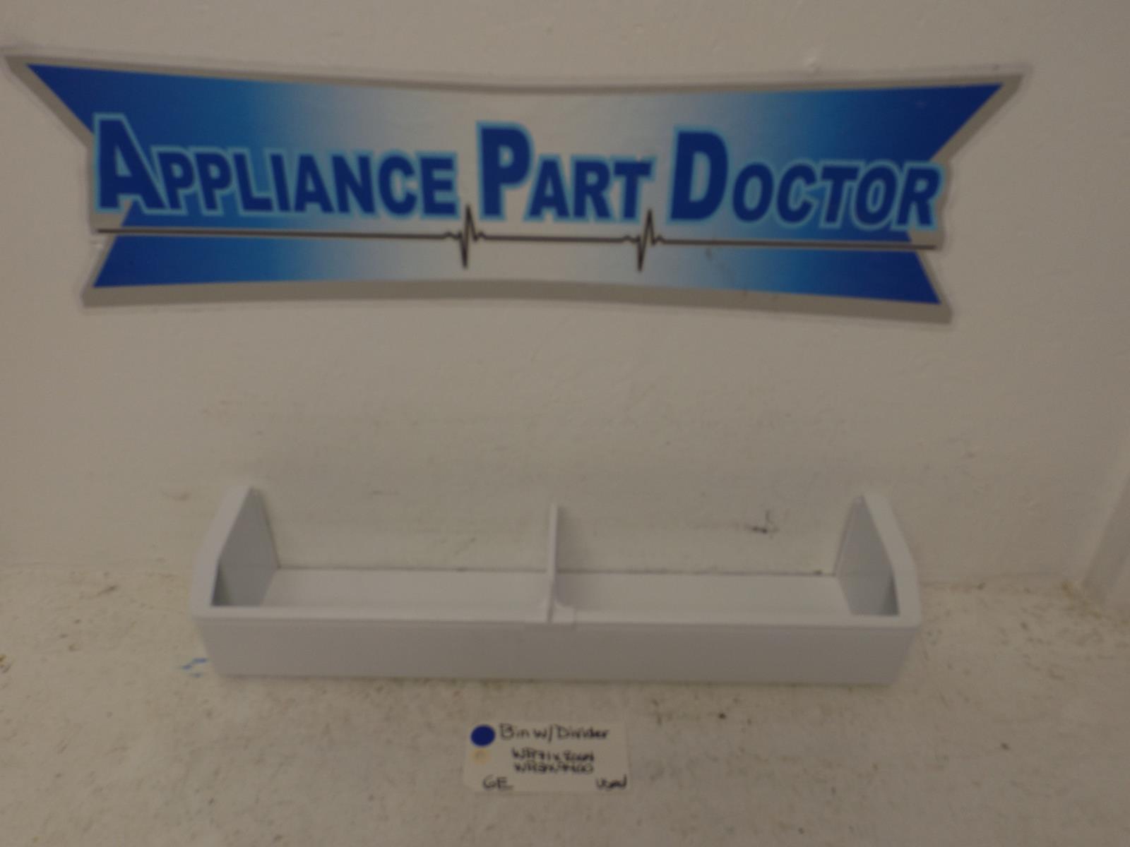 GE Refrigerator WR71X8064 WR2X9400 Bin w/Divider Used GE Refrigerator WR71X8064 WR2X9400 Bin w/Divider Used